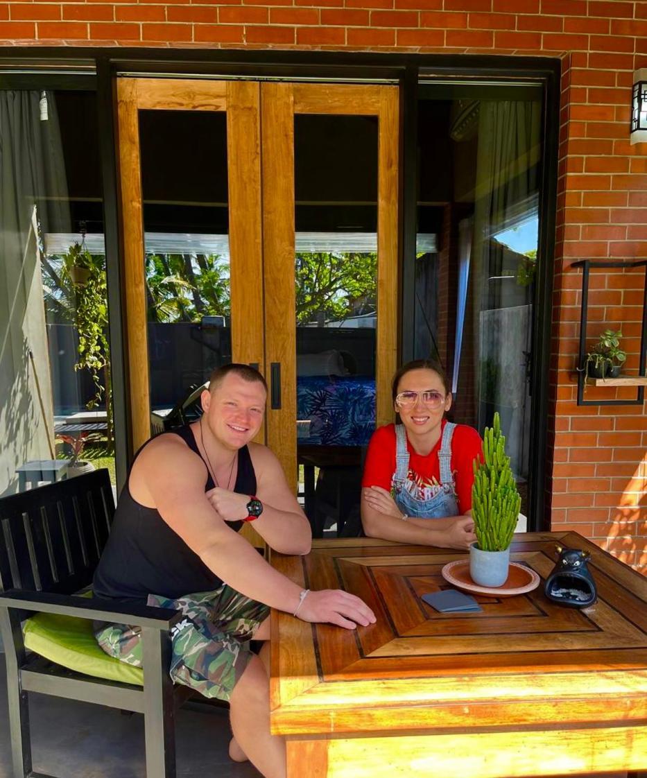 Negombo Morawala Beach Villa Esterno foto