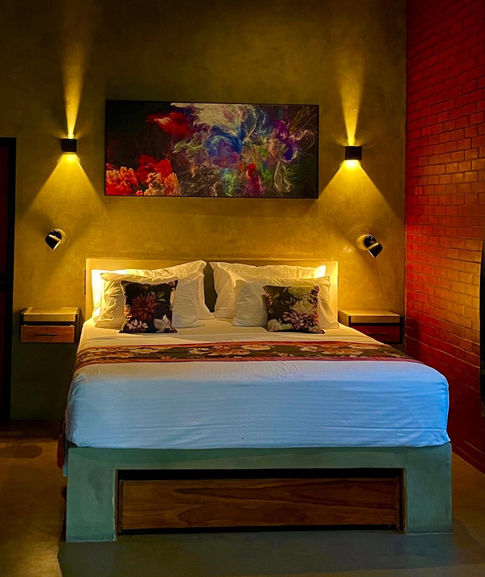 Negombo Morawala Beach Villa Esterno foto